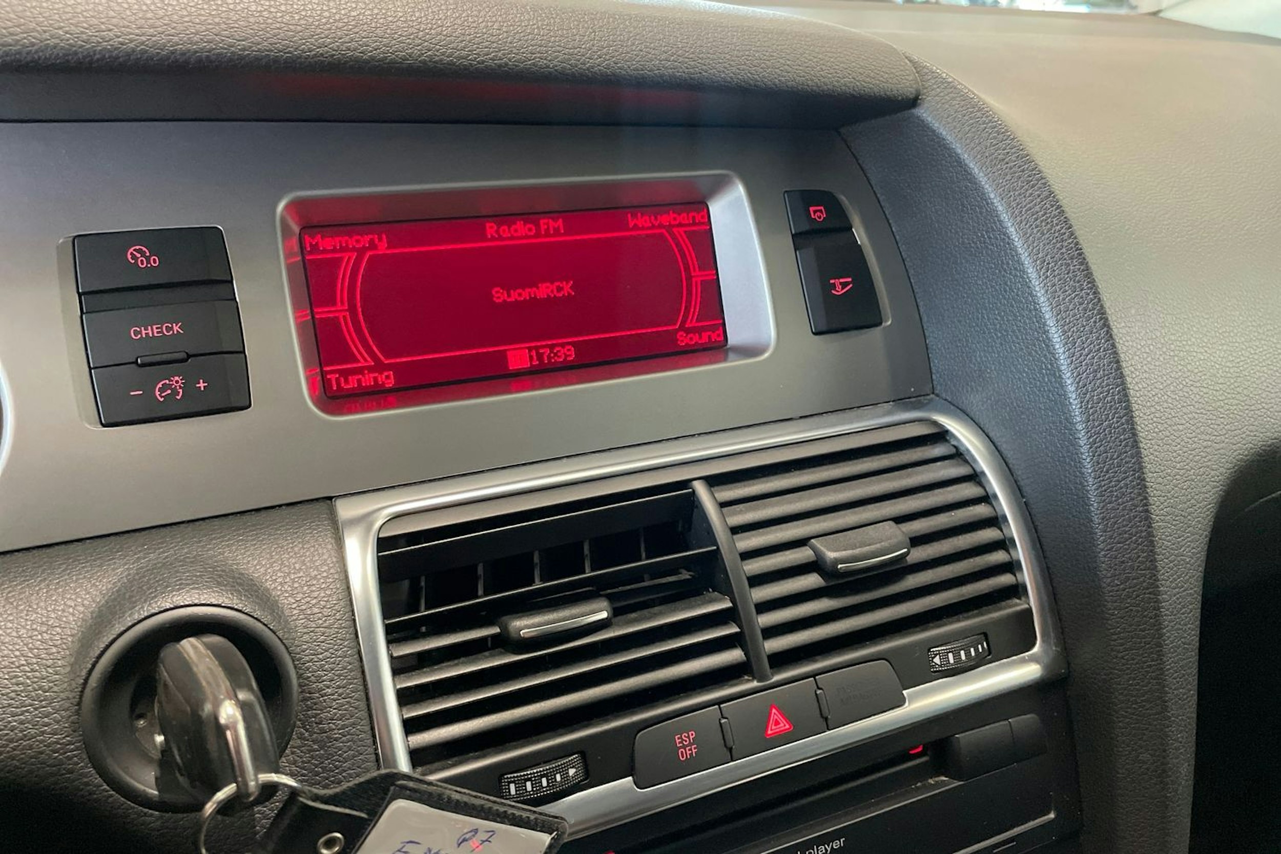 musta Audi Q7 2008 kuva 21.