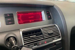 musta Audi Q7 2008 kuva 21.