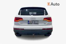 Valkoinen Audi Q7 2010 kuva 3.