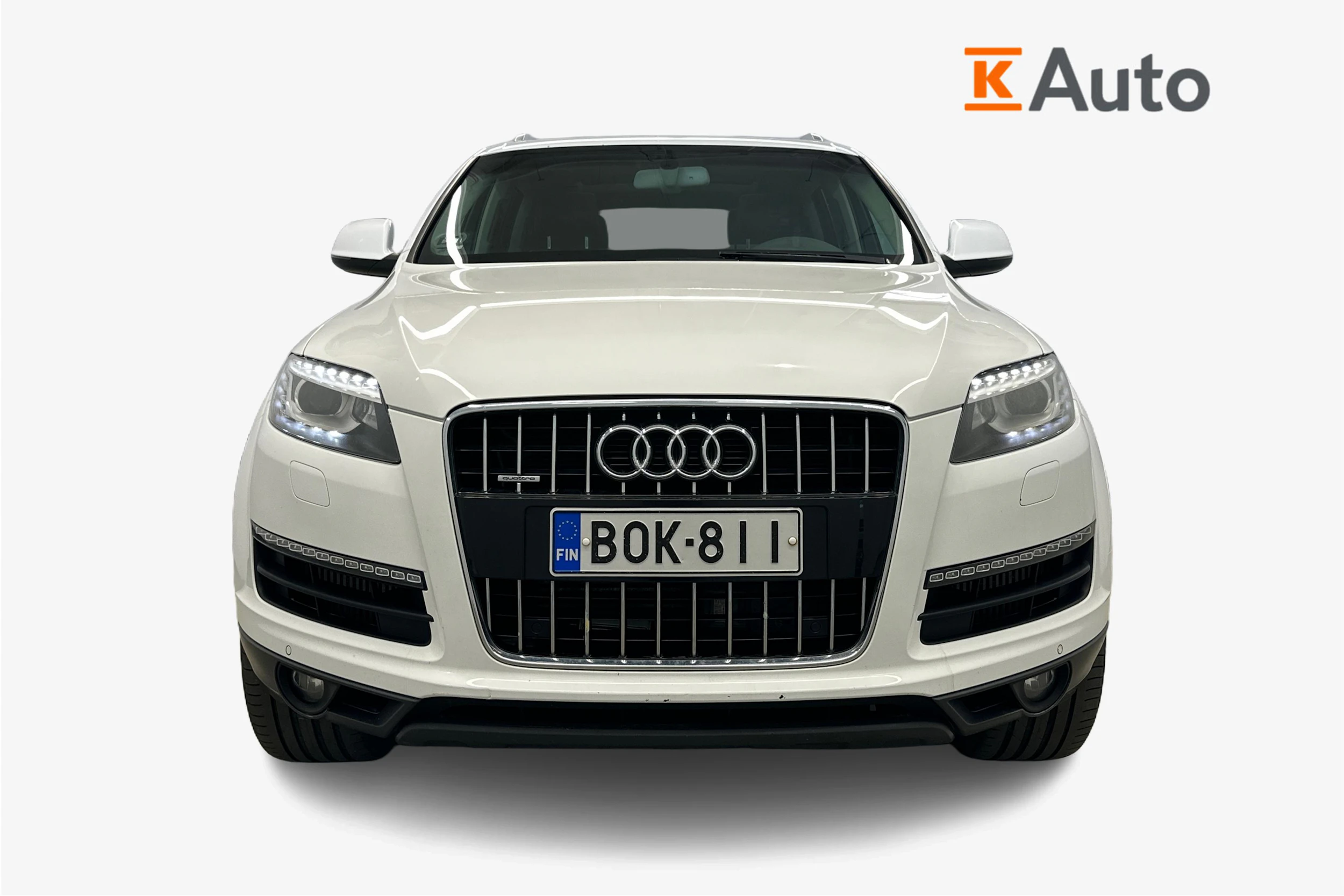 Valkoinen Audi Q7 2010 kuva 4.