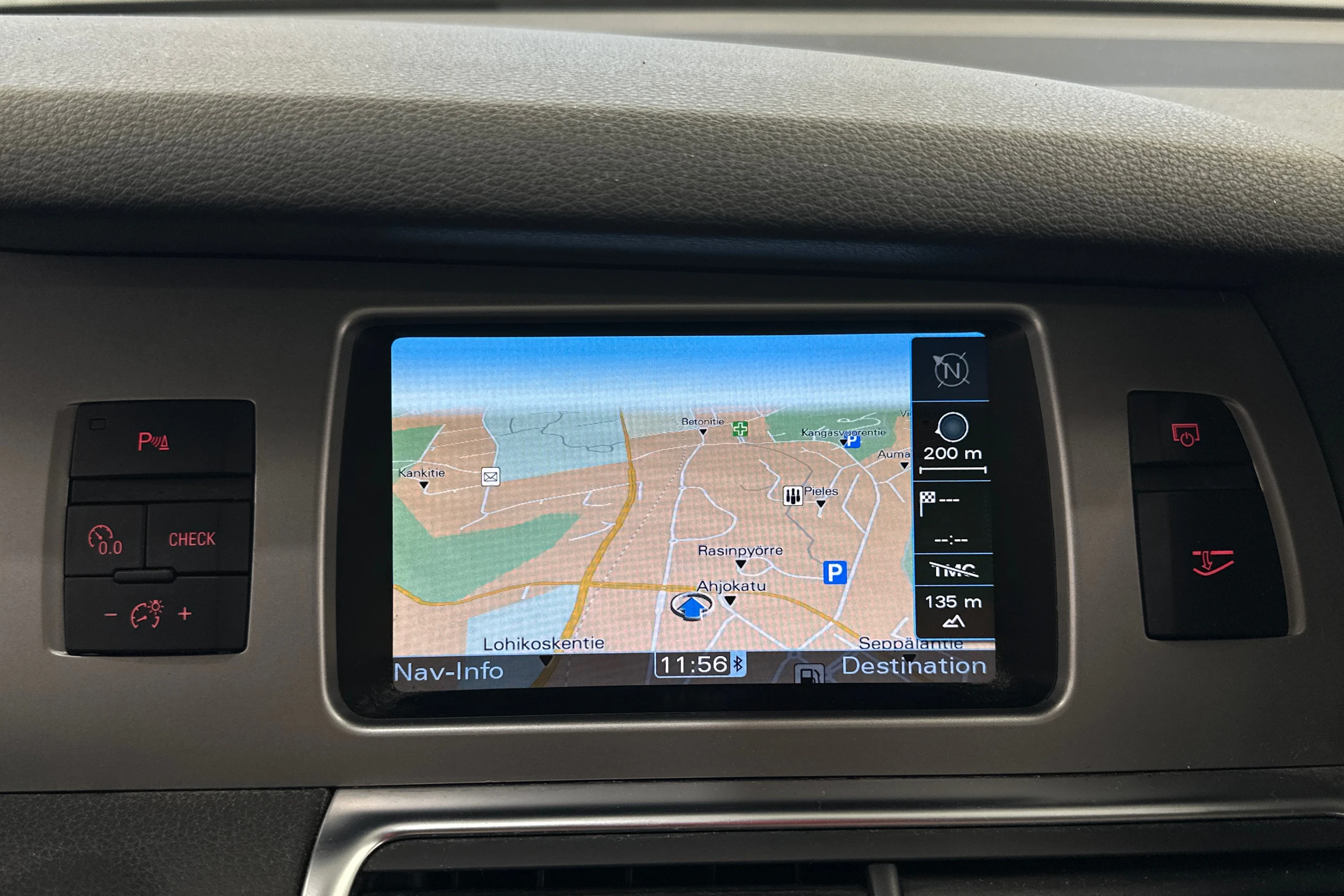 Valkoinen Audi Q7 2010 kuva 19.