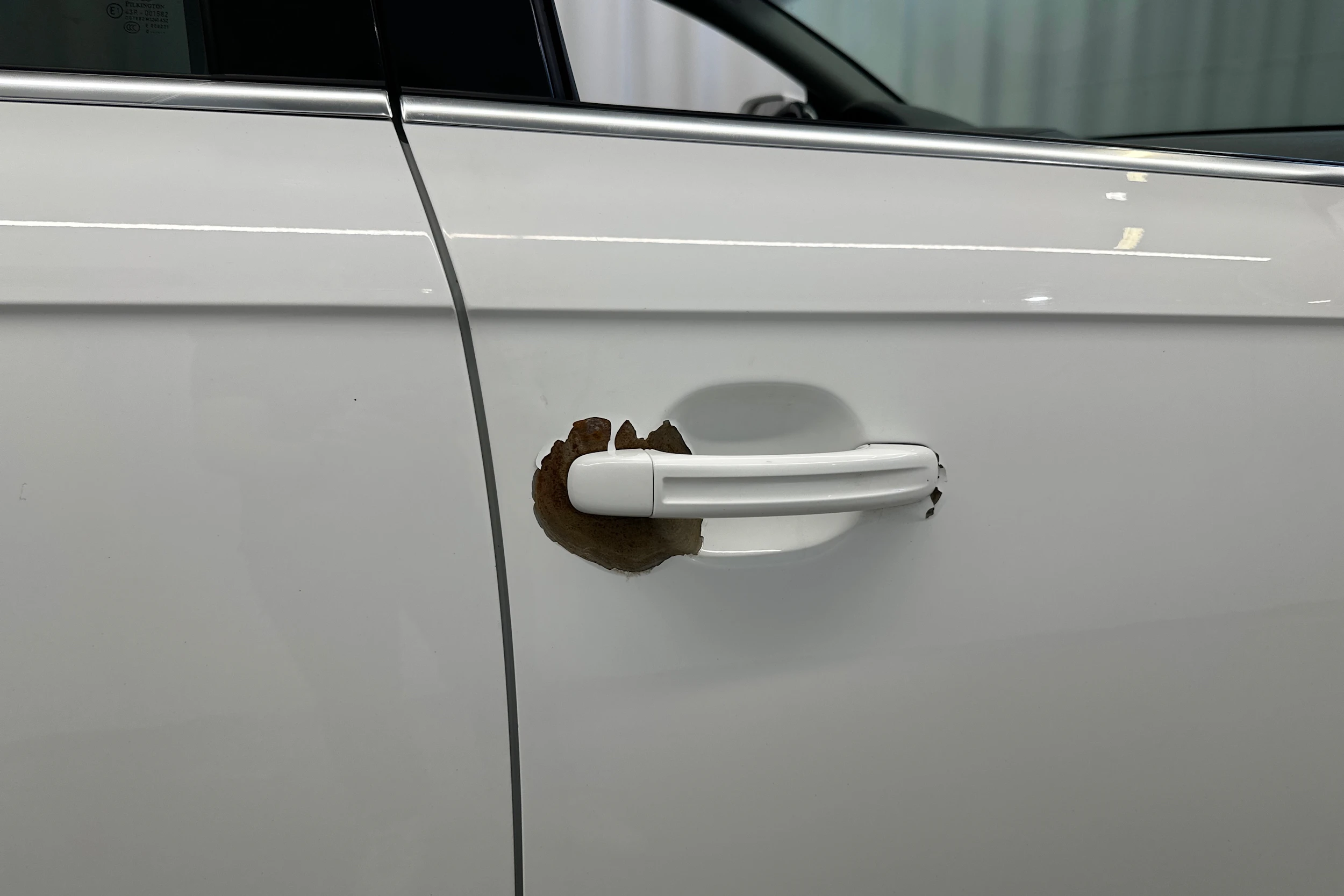 Valkoinen Audi Q7 2010 kuva 35.