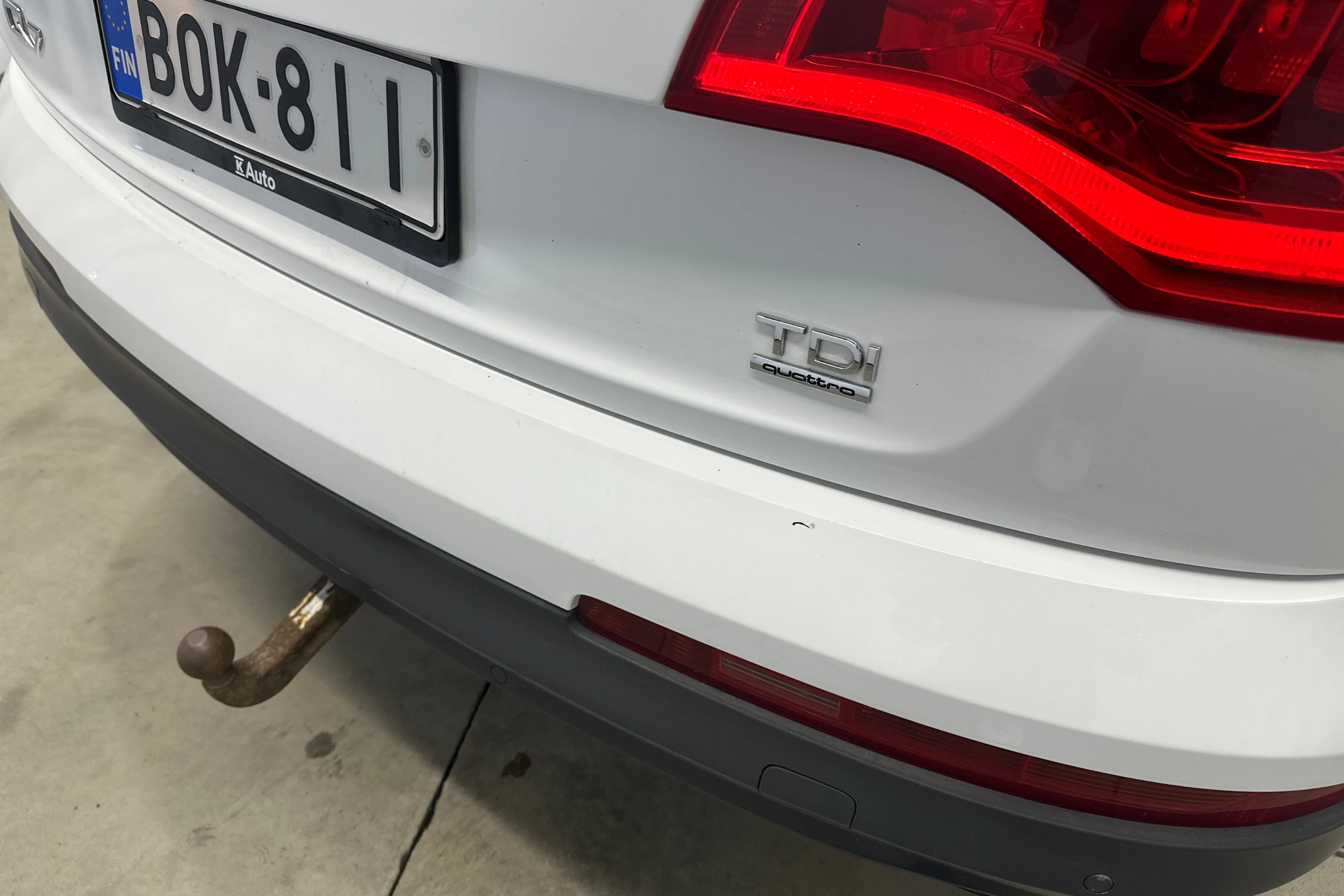 Valkoinen Audi Q7 2010 kuva 37.