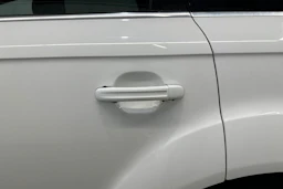 Valkoinen Audi Q7 2010 kuva 38.