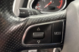 musta Audi Q7 2010 kuva 22.