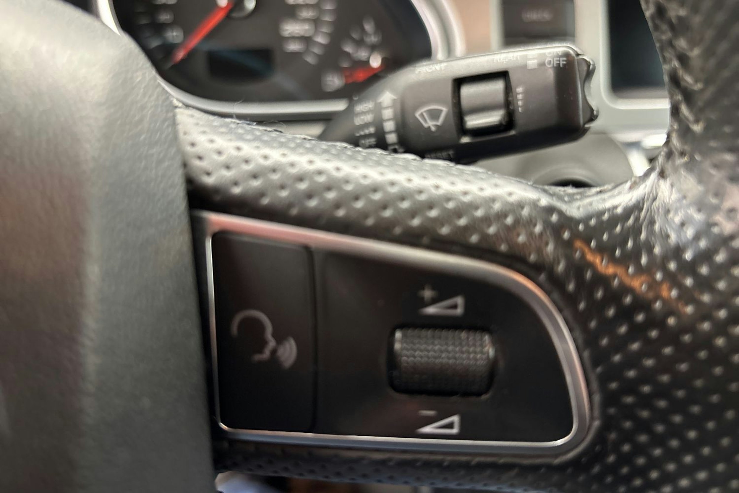 musta Audi Q7 2010 kuva 23.