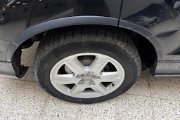 Musta Audi Q7 2011 kuva 20.