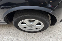 Musta Audi Q7 2011 kuva 21.