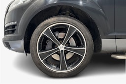 musta Audi Q7 2011 kuva 11.