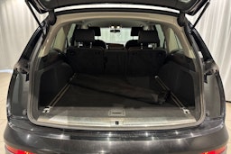 musta Audi Q7 2011 kuva 15.