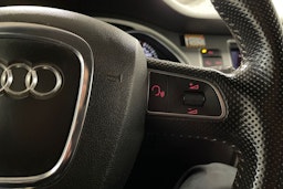 Harmaa Audi Q7 2011 kuva 22.