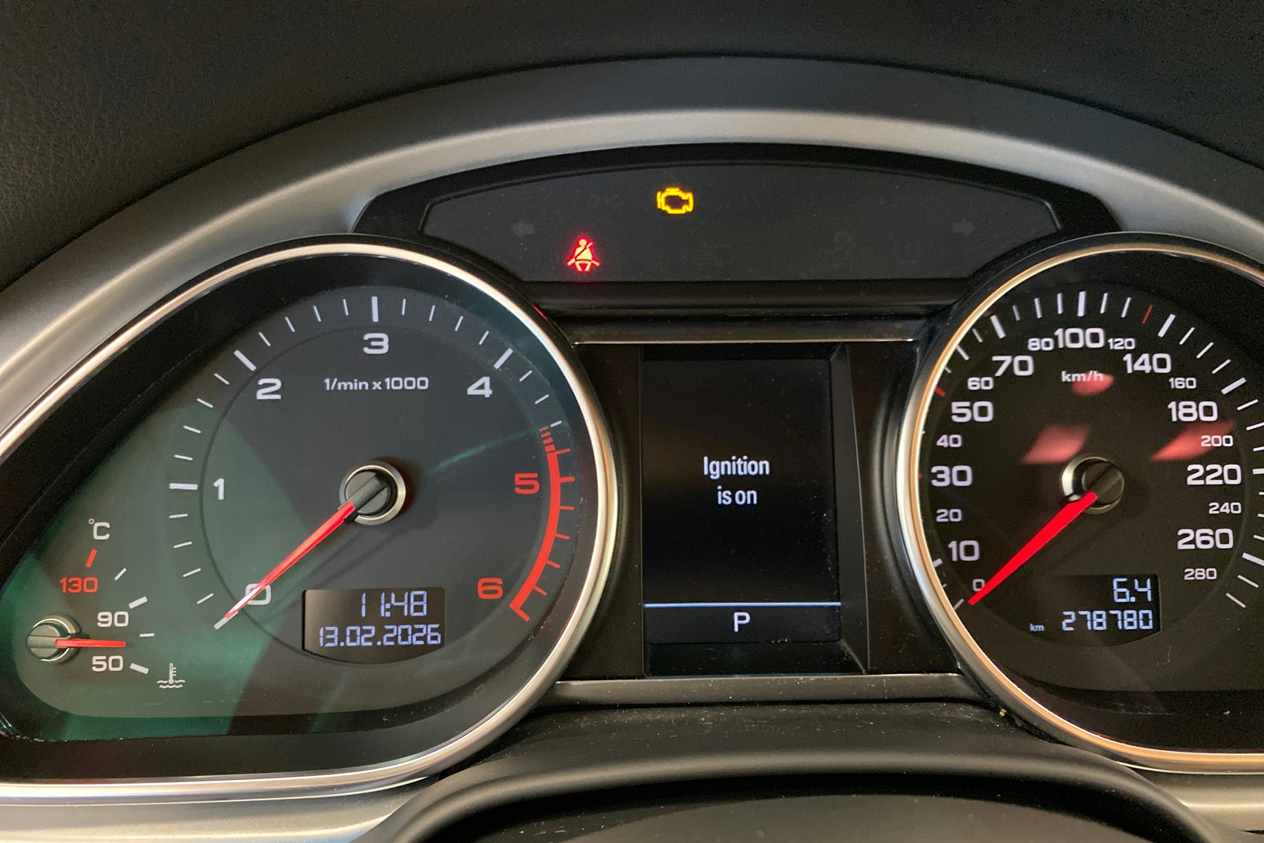 musta Audi Q7 2012 kuva 16.