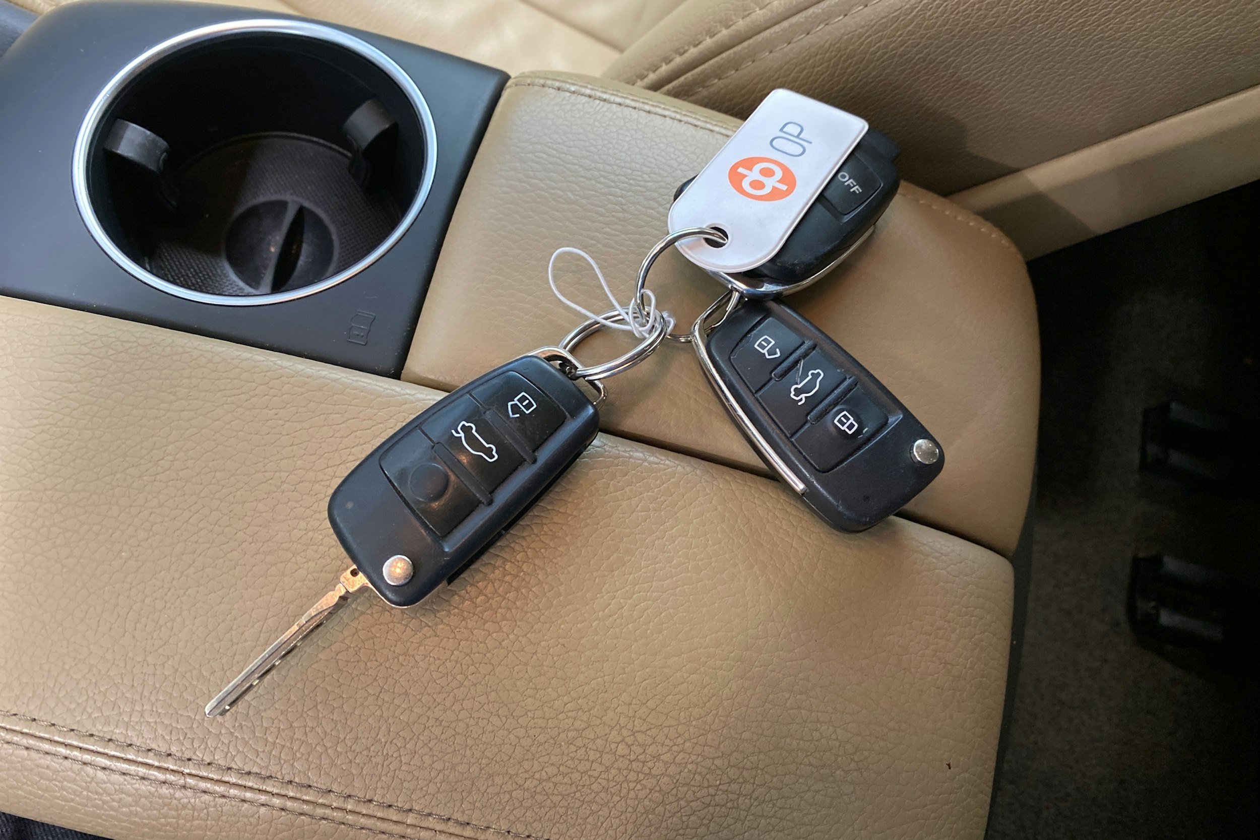 musta Audi Q7 2012 kuva 21.