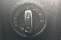 harmaa Audi Q7 2013 kuva 16.