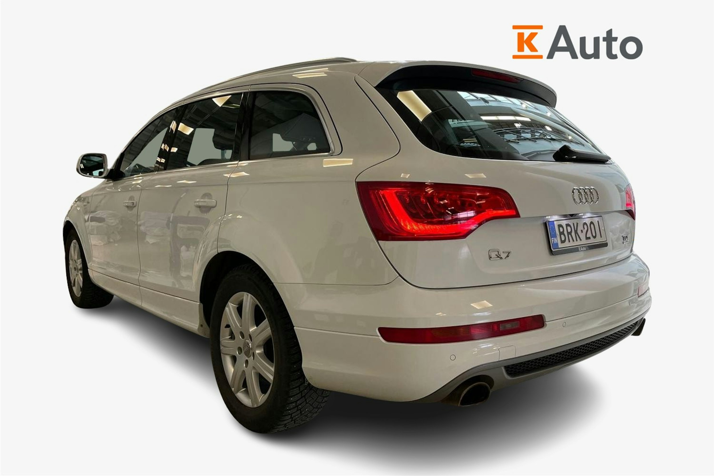 valkoinen Audi Q7 2014 kuva 2.