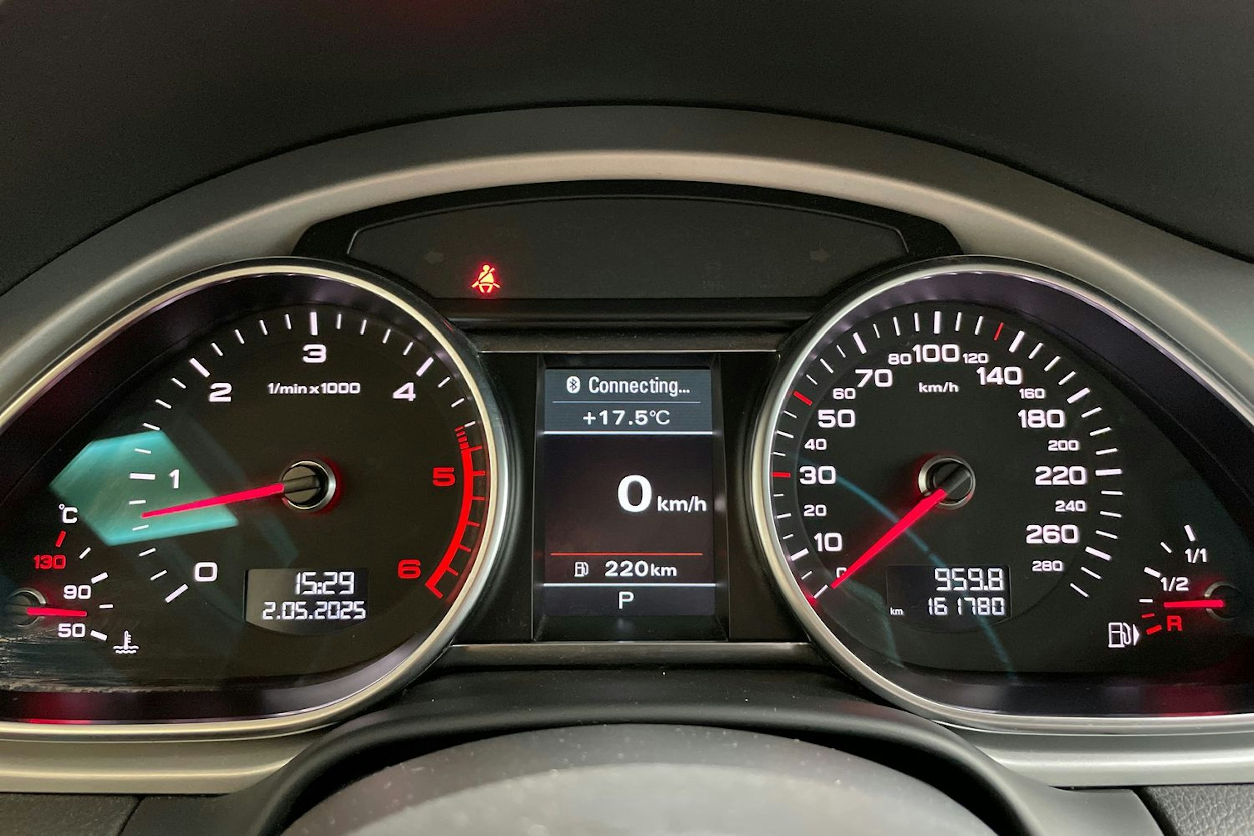 valkoinen Audi Q7 2014 kuva 15.