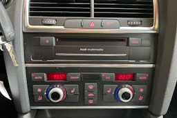 valkoinen Audi Q7 2014 kuva 26.