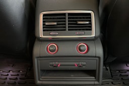 valkoinen Audi Q7 2014 kuva 33.
