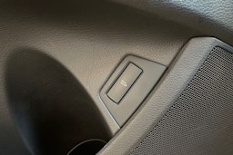 valkoinen Audi Q7 2014 kuva 34.