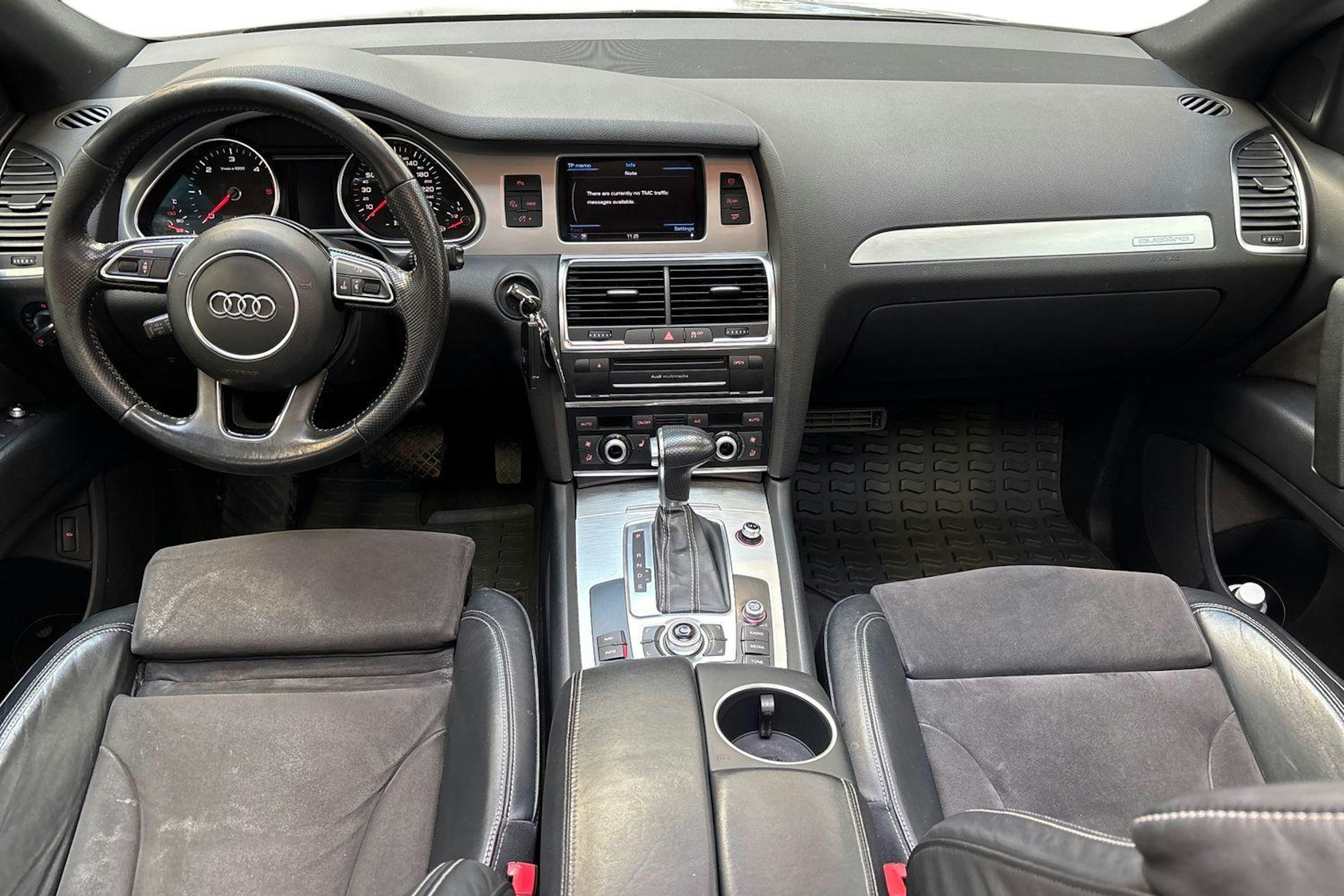 hopea Audi Q7 2014 kuva 7.