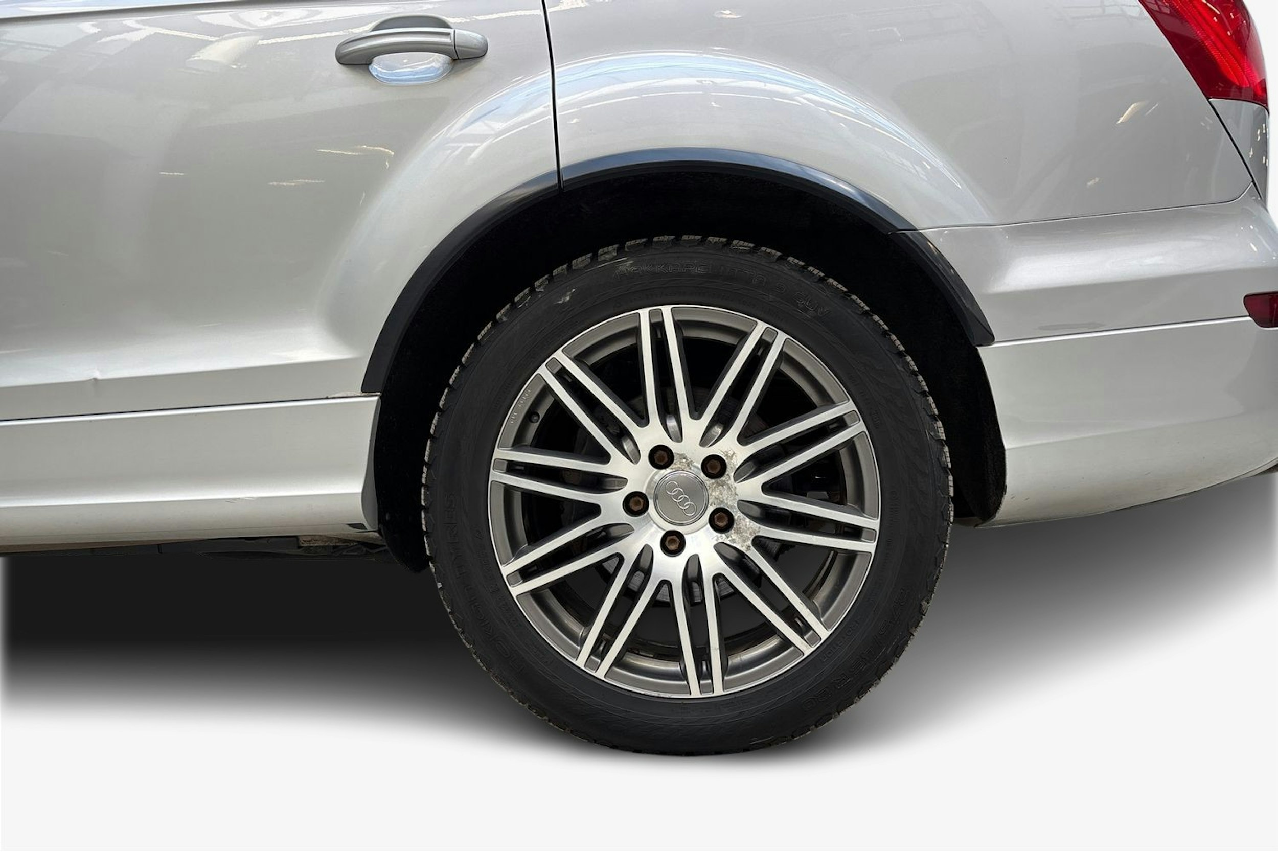 hopea Audi Q7 2014 kuva 9.