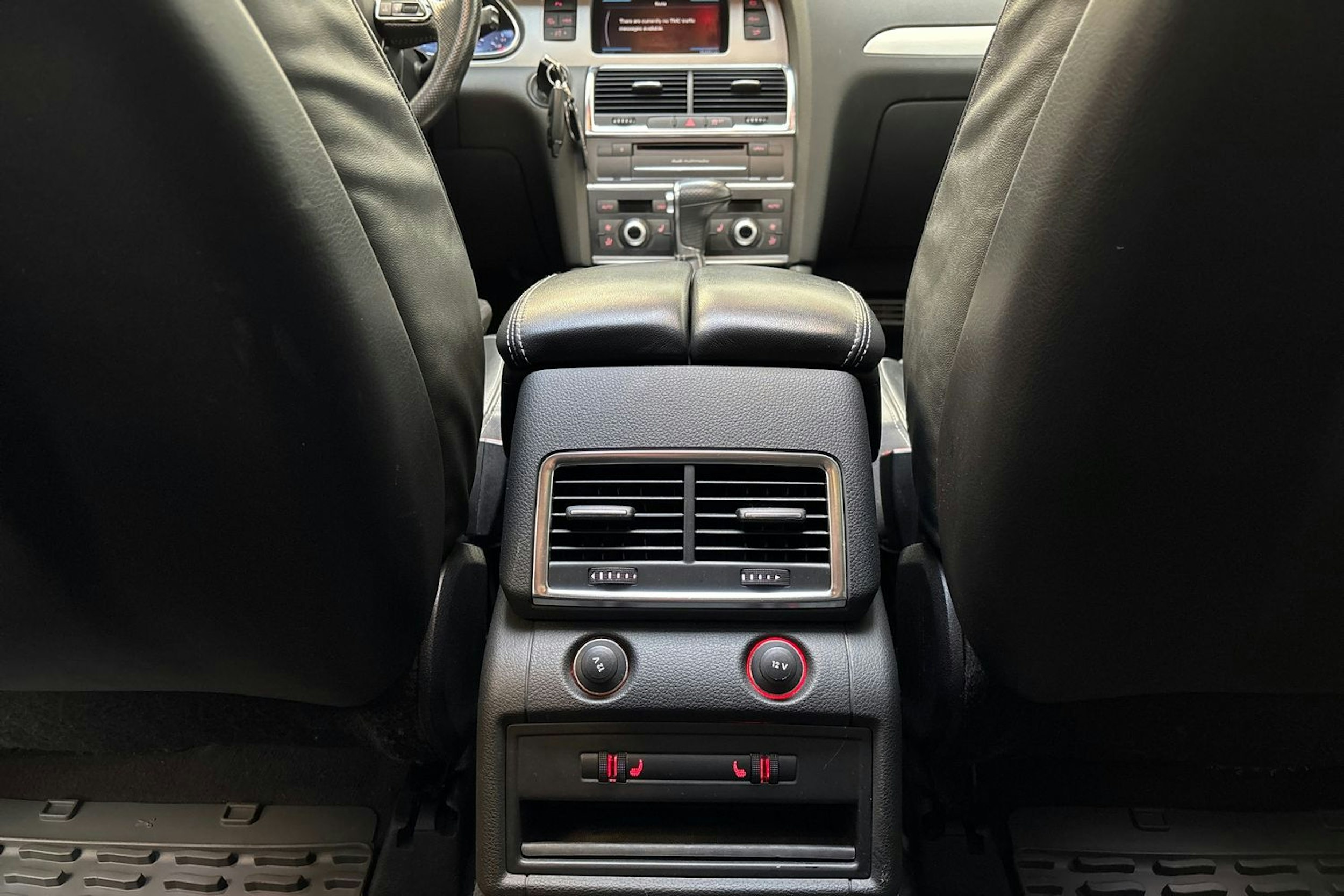 hopea Audi Q7 2014 kuva 14.