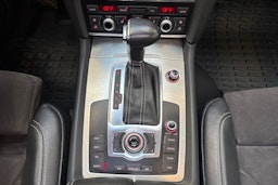 hopea Audi Q7 2014 kuva 26.