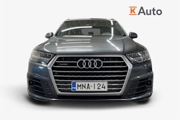 Harmaa Audi Q7 2016 kuva 5.