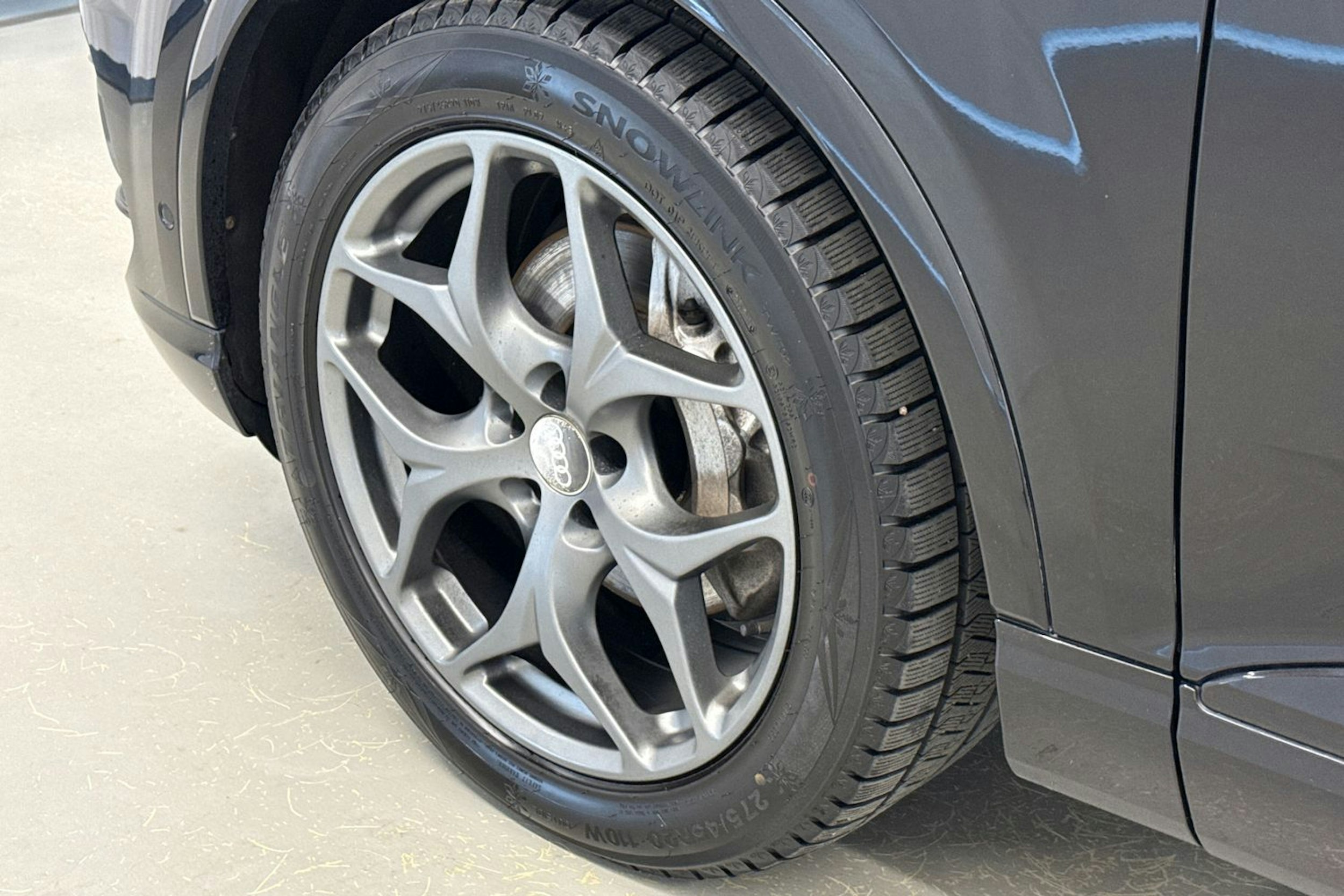 musta Audi Q7 2015 kuva 13.