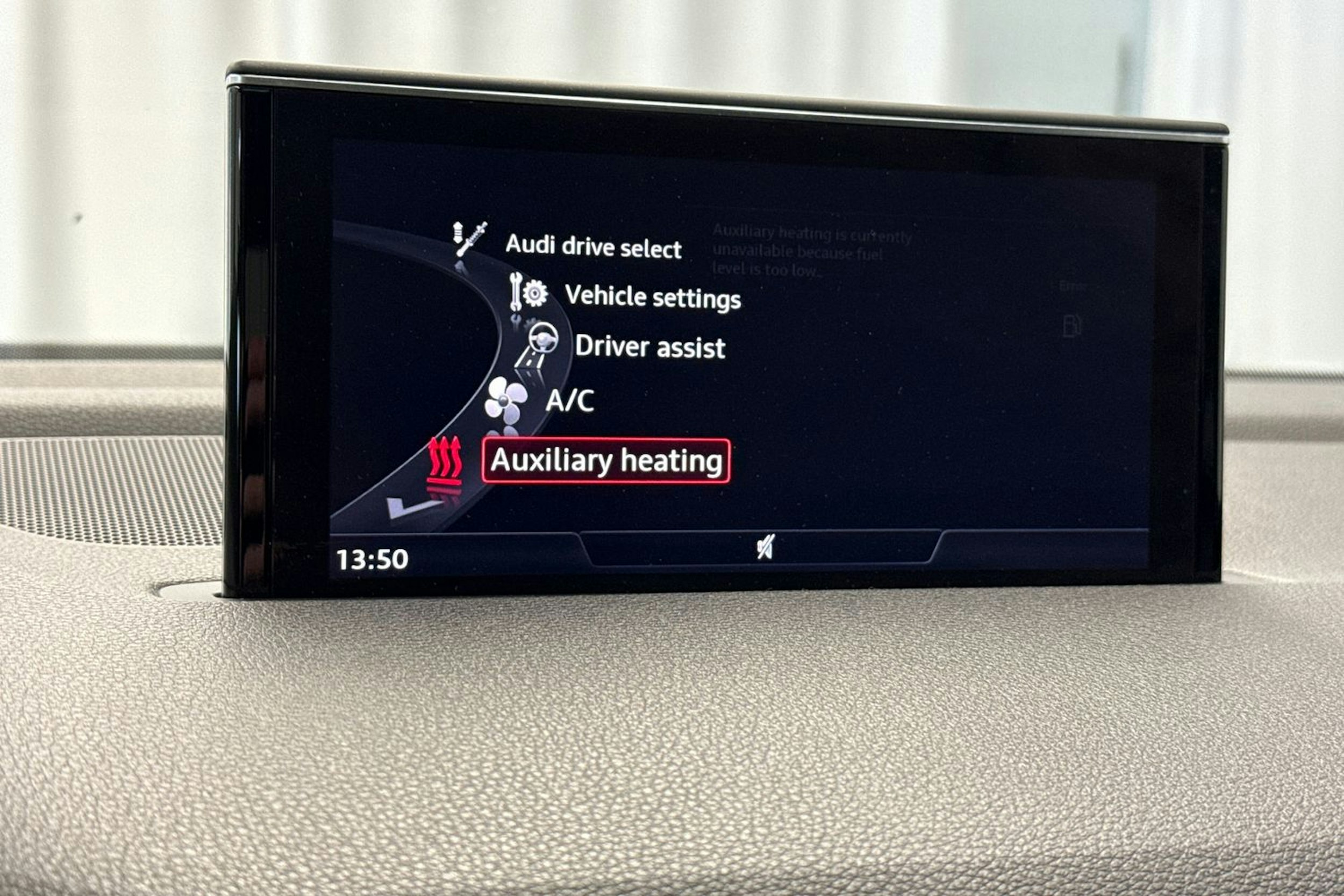 musta Audi Q7 2015 kuva 31.