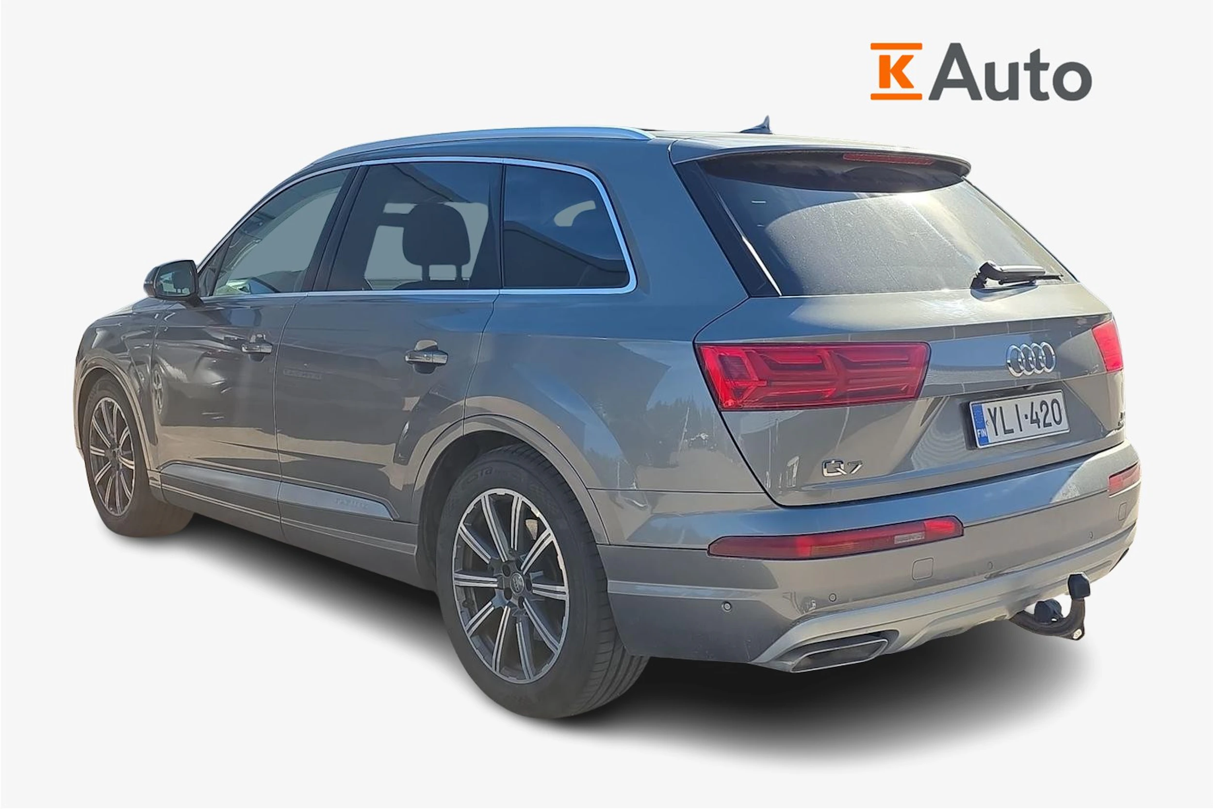 harmaa Audi Q7 2015 kuva 2.