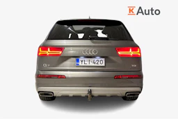 harmaa Audi Q7 2016 kuva 4.