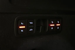 harmaa Audi Q7 2016 kuva 18.