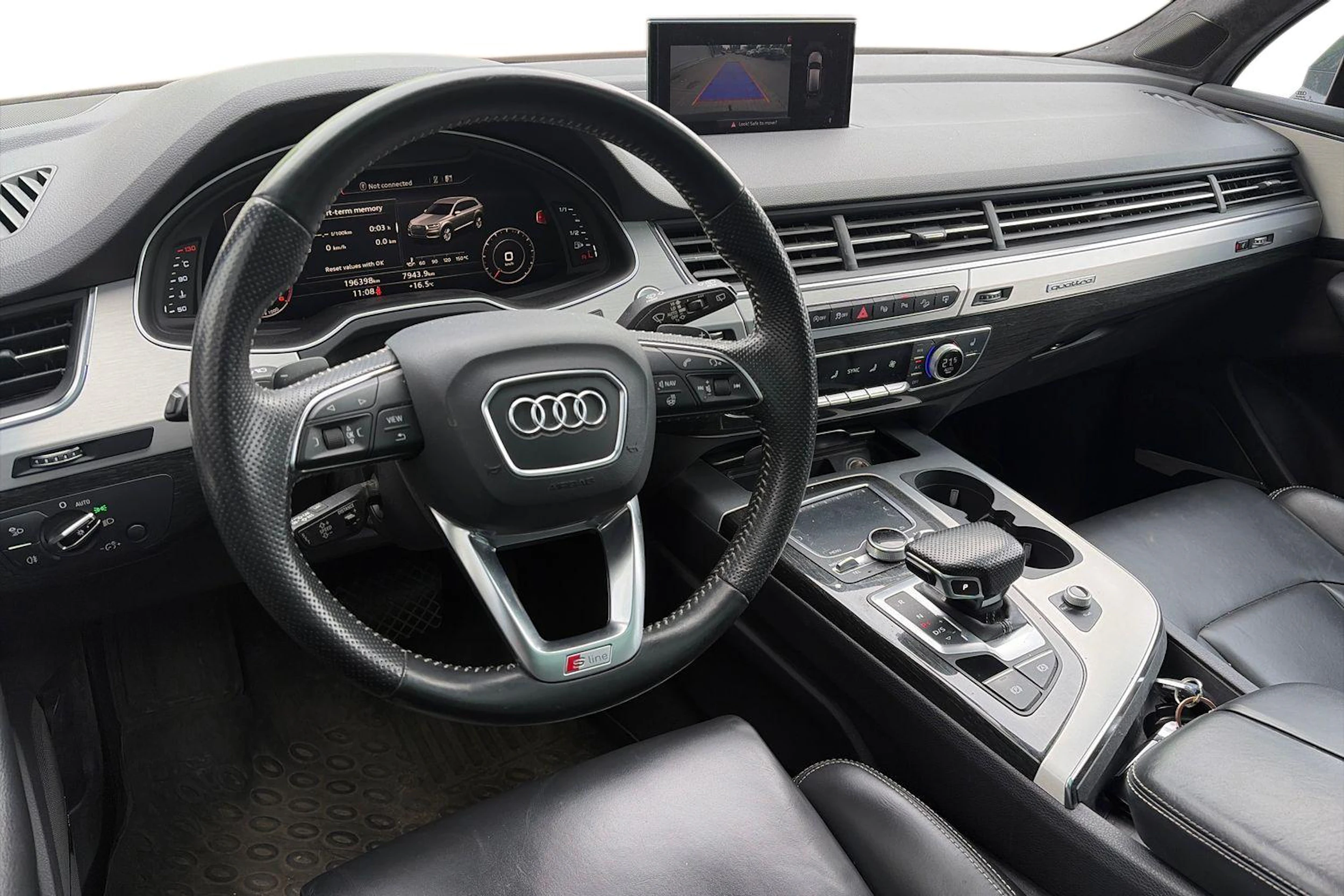 musta Audi Q7 2016 kuva 3.
