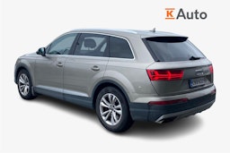 ruskea (beige) Audi Q7 2016 kuva 2.