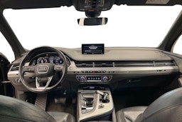 Sininen Audi Q7 2017 kuva 7.