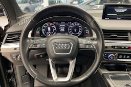 Sininen Audi Q7 2017 kuva 11.