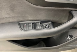 Sininen Audi Q7 2017 kuva 19.