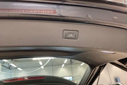 Sininen Audi Q7 2017 kuva 23.