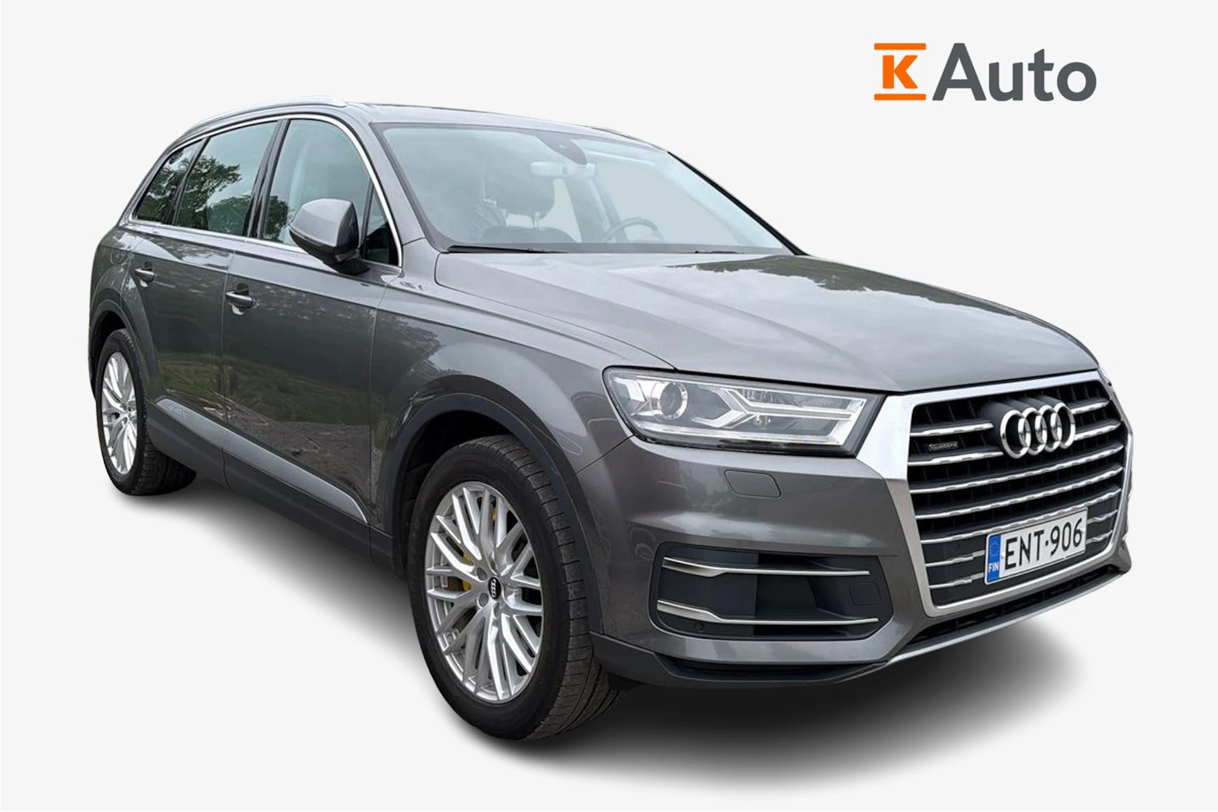 Harmaa Audi Q7 2016 kuva 1.