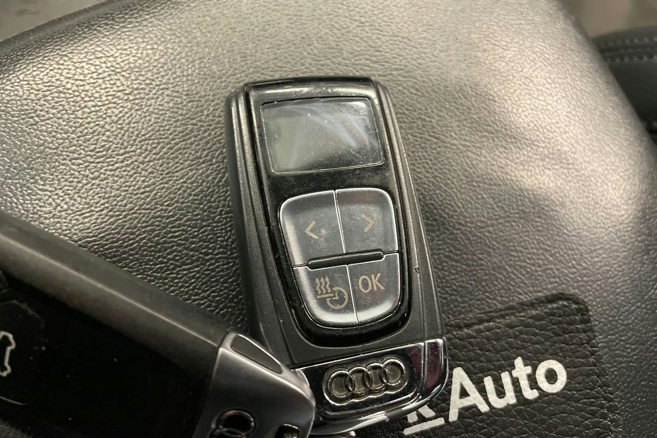 Musta Audi Q7 2016 kuva 22.