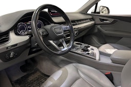 valkoinen Audi Q7 2016 kuva 3.