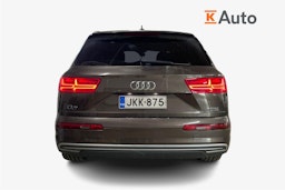 Ruskea (beige) Audi Q7 2016 kuva 3.