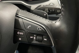 Ruskea (beige) Audi Q7 2016 kuva 24.