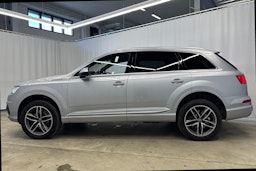 hopea Audi Q7 2016 kuva 7.