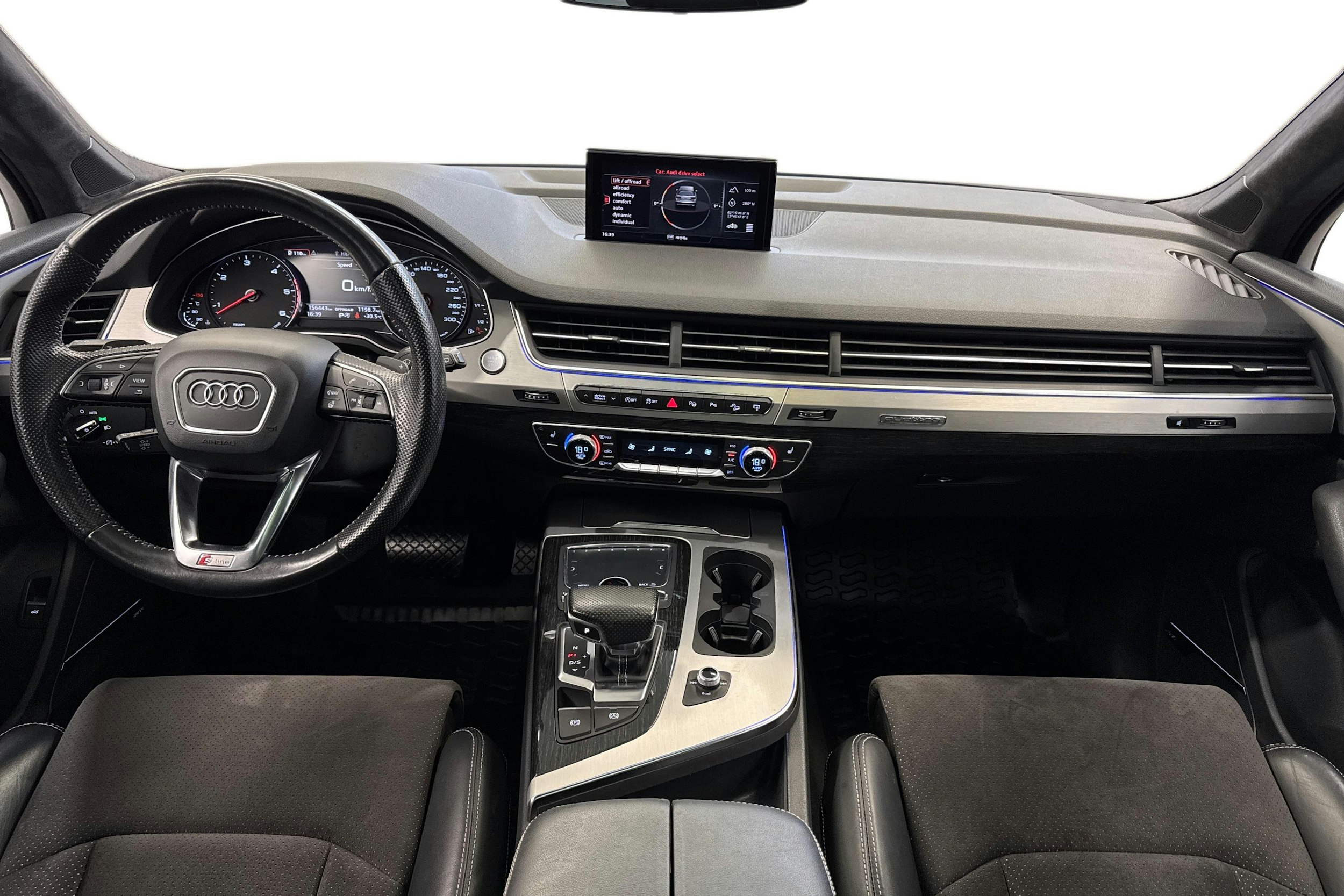 hopea Audi Q7 2016 kuva 10.