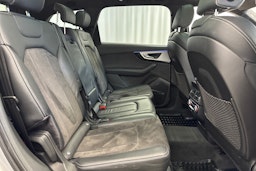 hopea Audi Q7 2016 kuva 14.
