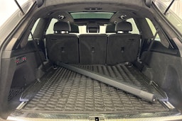 hopea Audi Q7 2016 kuva 15.