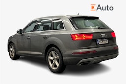 harmaa Audi Q7 2016 kuva 2.