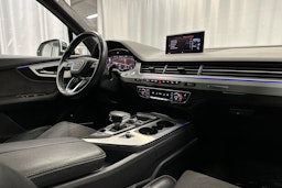 valkoinen Audi Q7 2016 kuva 7.